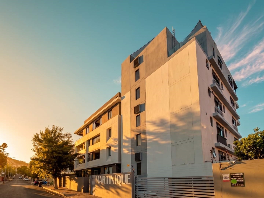 2 Bedroom Property for Sale in Sea Point Western Cape